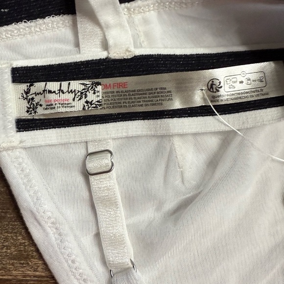 Free People Intimately Ivory Bralette NWT - Picture 5 of 6